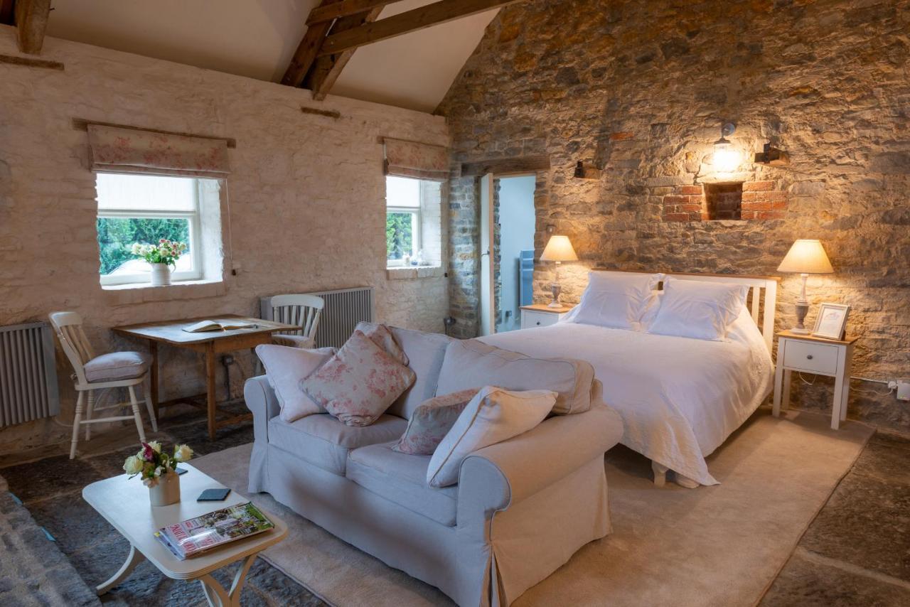 The Barn At Amberwell Bed & Breakfast Ditcheat Dış mekan fotoğraf